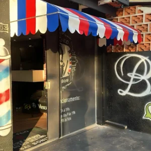 - Toldos e Coberturas